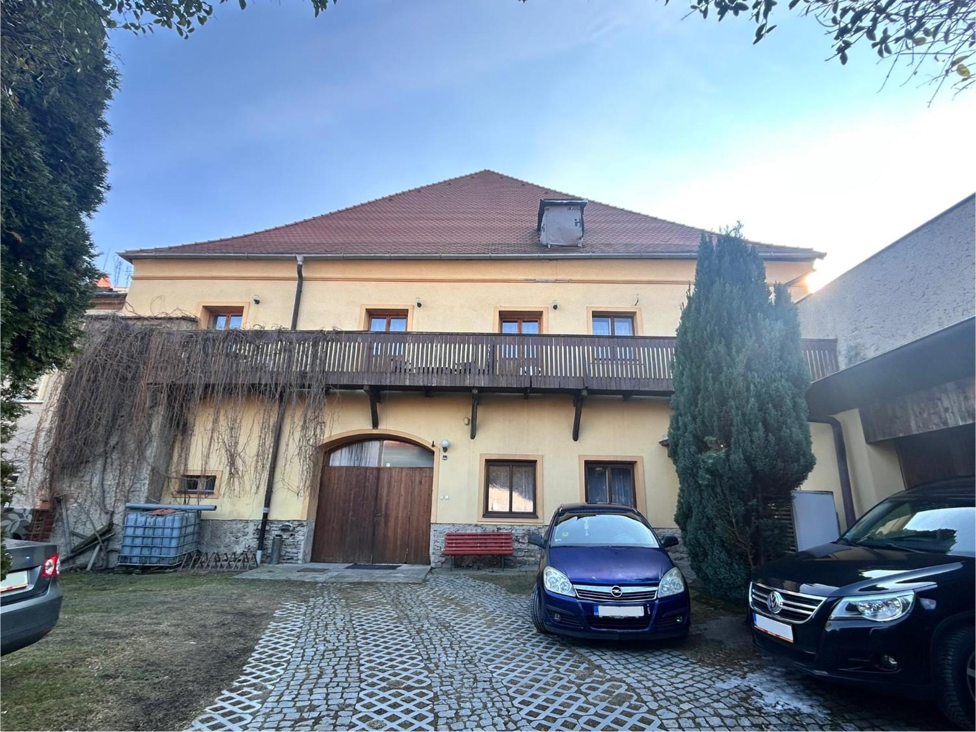 Restaurace A Penzion Podloubi Opočno Extérieur photo